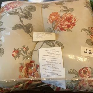 Bennet Rose Pillows